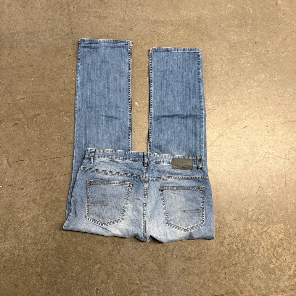 Calvin Klein Jeans Mens 36x34 Straight Leg Light Wash Blue Denim Jeans
